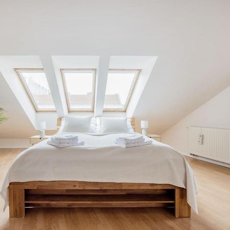 Bright And Spacious Penthouse W/ Terrace & Parking Boedapest Buitenkant foto